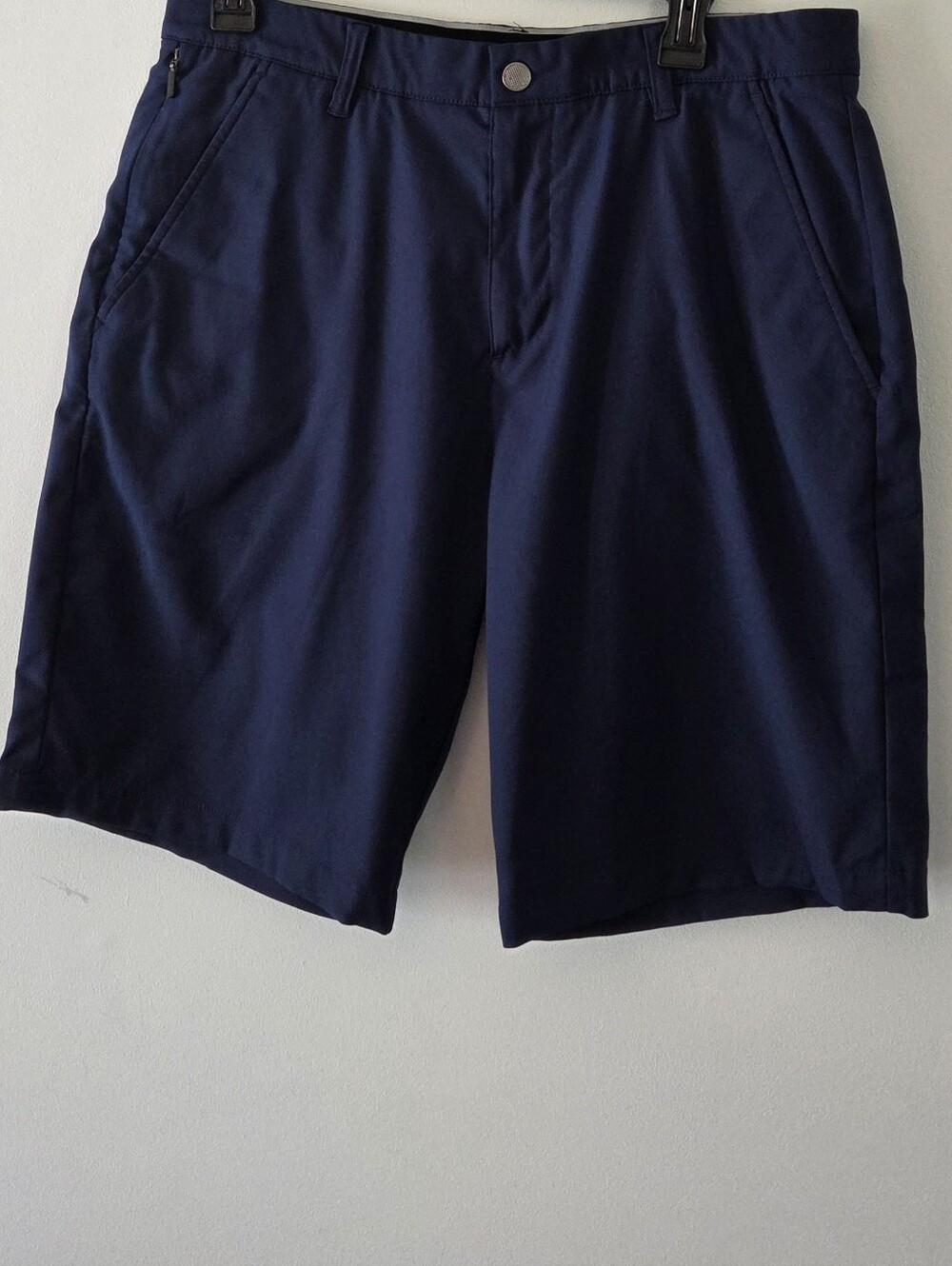 Kirkland Signature Men's Navy Blue  Performance Shorts Size 34